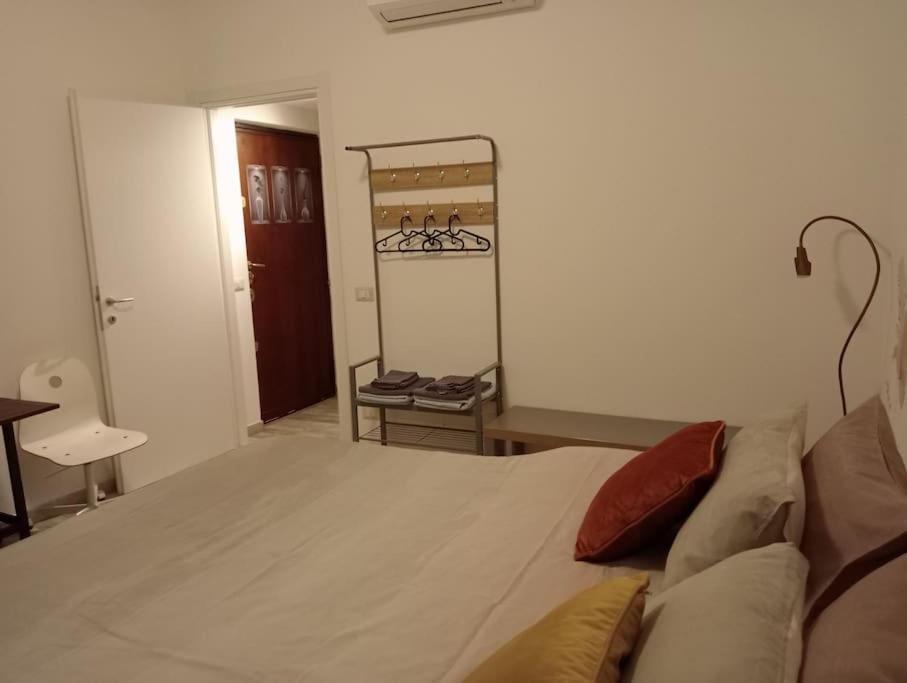 Apartment Living *